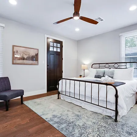 Evergreen - A Birdy Vacation Rental
